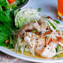 Papaya Salad Grilled Shrimps