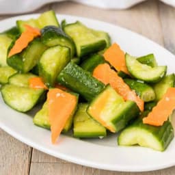 涼拌黃瓜 Cold Cucumber Salad