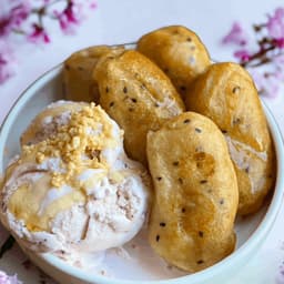 Fried Banana With Ice Cream
